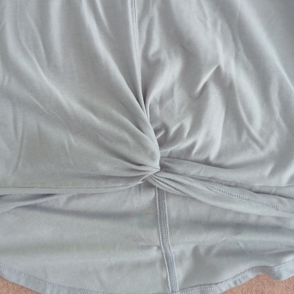 Old Navy XS Maternity Long Sleeve Cloud 94 Soft Twist-Front Top - Picture 6 of 8